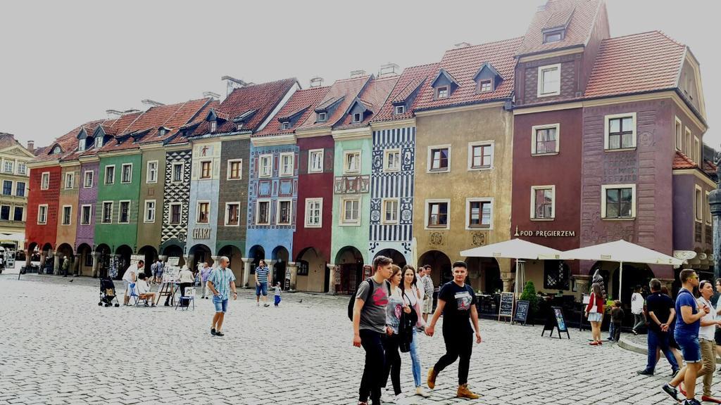 BlueGrayOrange Apartment Poznan Bagian luar foto